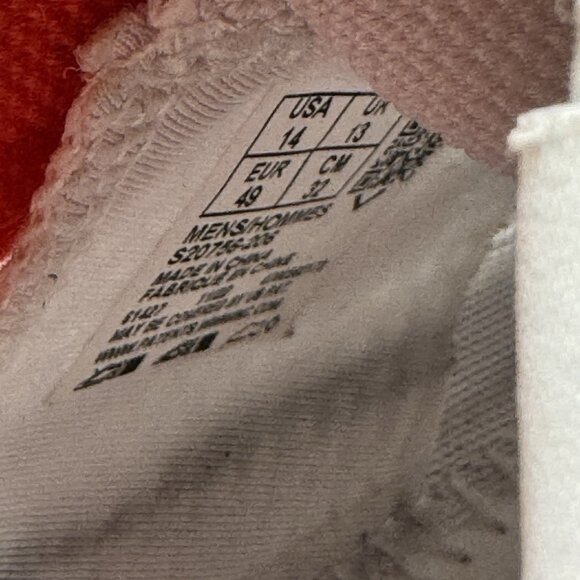 Saucony limited Edition Boston Endorphin Speed  3 Men’s Size US 14 - Picture 8 of 9